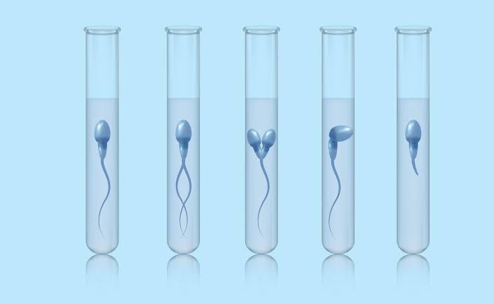 Titre d'actualité sur la baisse du nombre de spermatozoïdes, avec un encart de titre à droite
